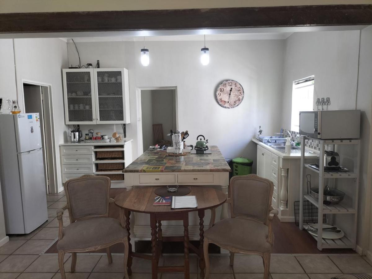Olive And Vine Farm Cottage 弗朗斯胡克 外观 照片